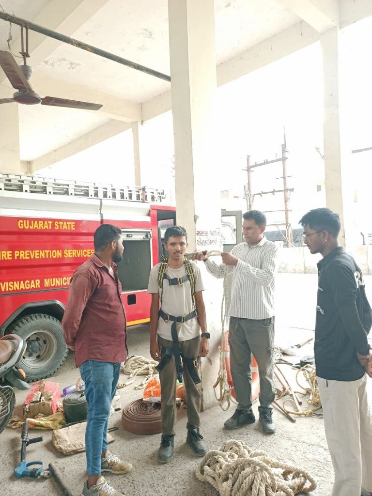 Safety Harness Fitting & Vehicle Drill